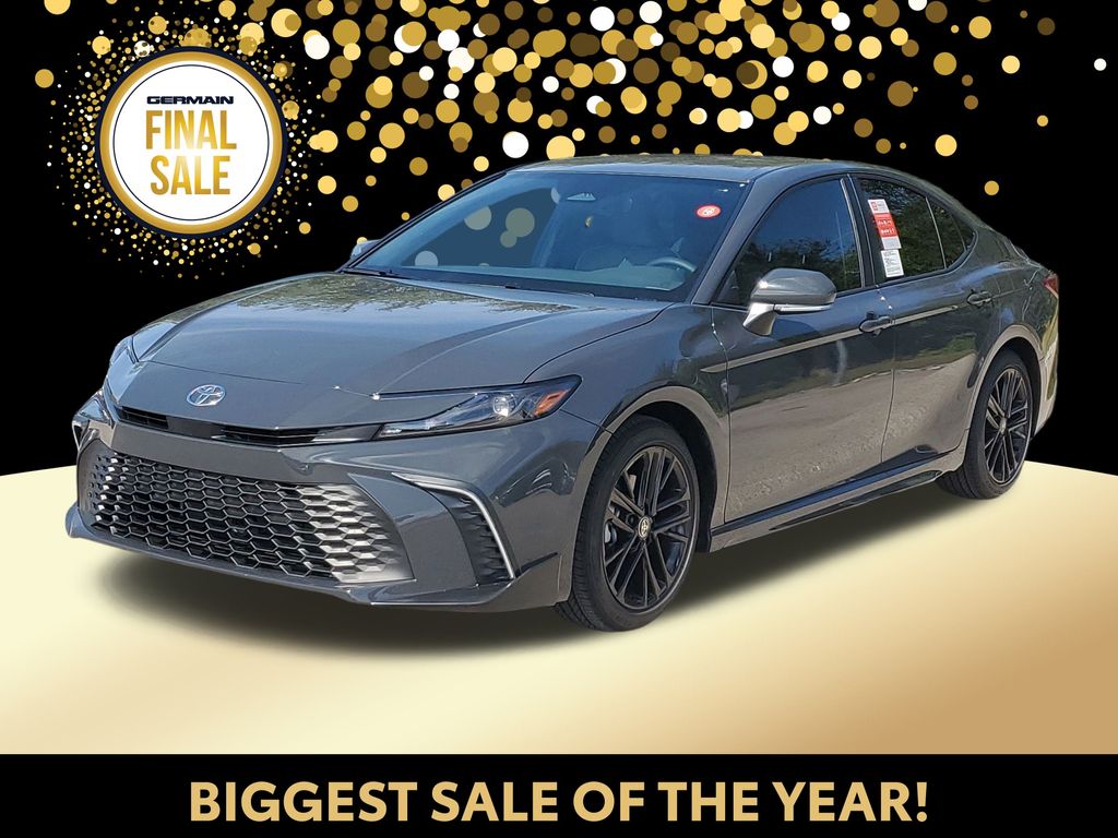 2026 Toyota Camry SE's photo