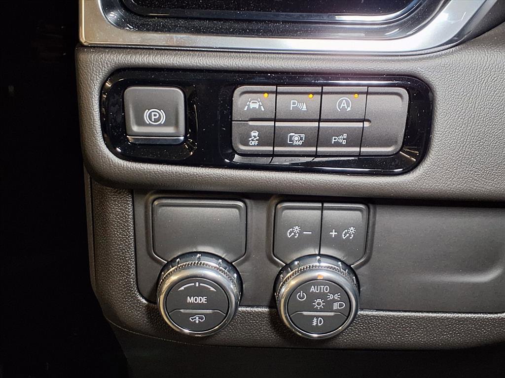 2026 Gmc Yukon XL Denali photo 16