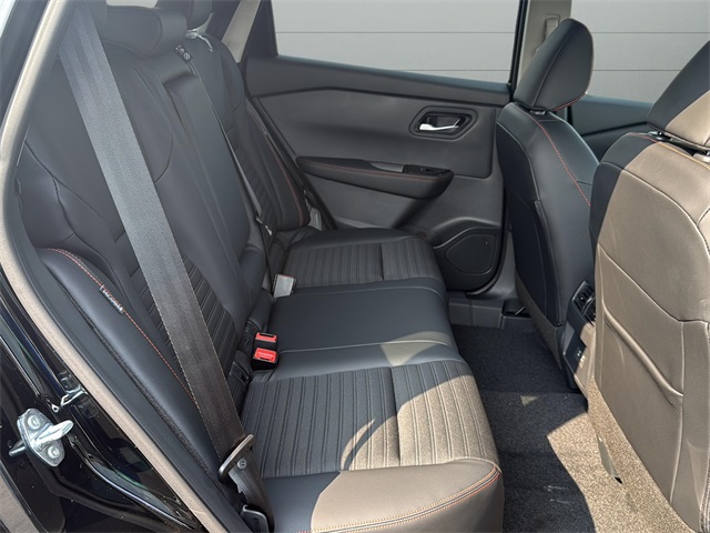 2026 Nissan Rogue SV photo 24