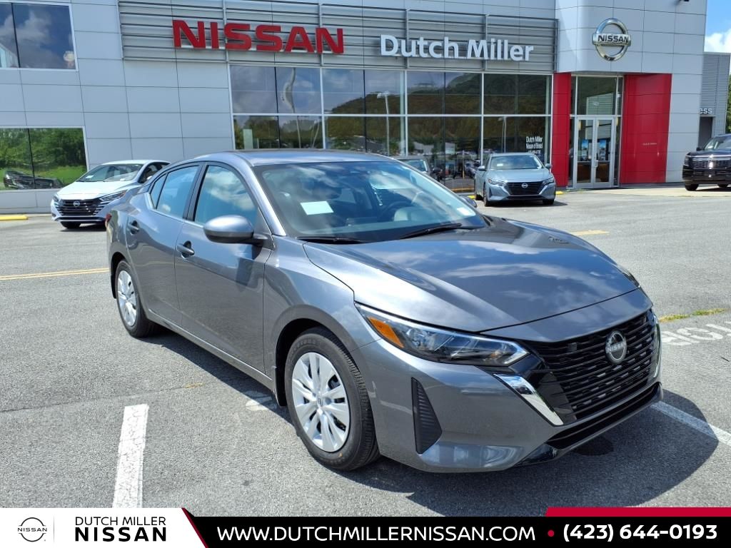 2025 Nissan Sentra S's photo