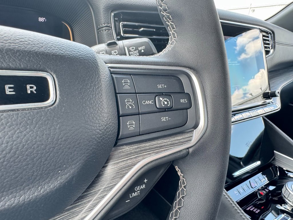 2024 Jeep Wagoneer Series II photo 18