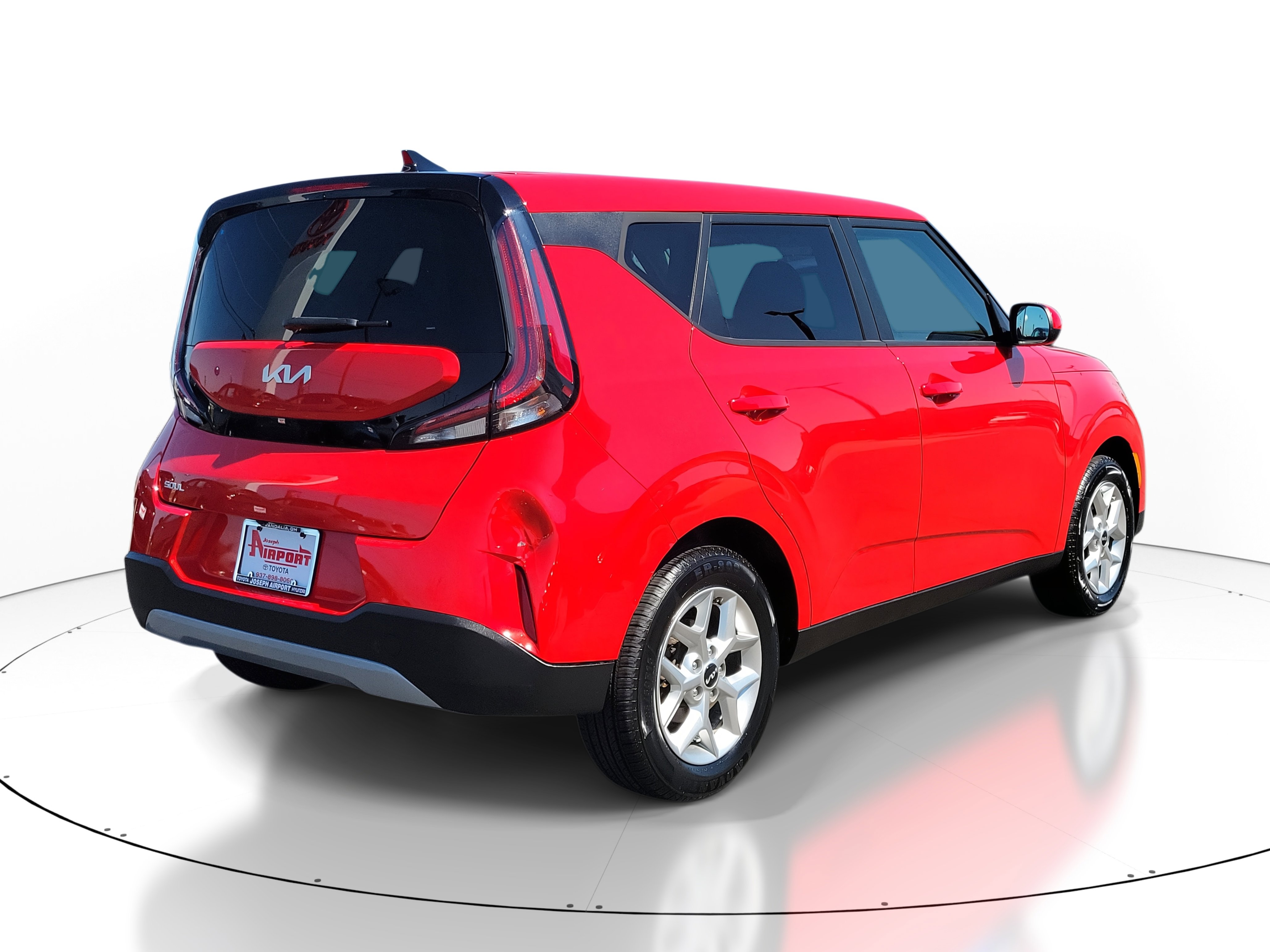 2024 Kia Soul LX photo 4