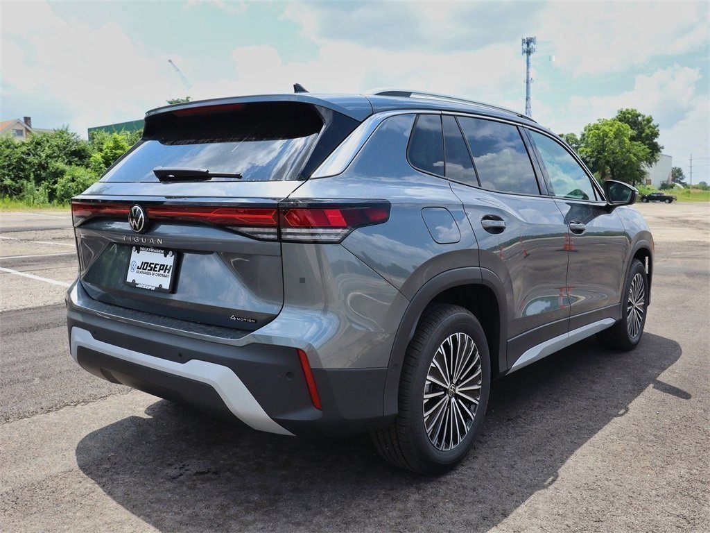 2025 Volkswagen Tiguan S photo 4