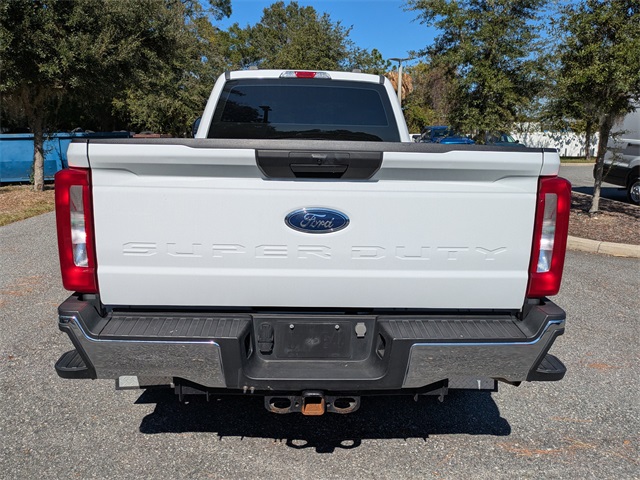 2023 Ford F-350 XL photo 4