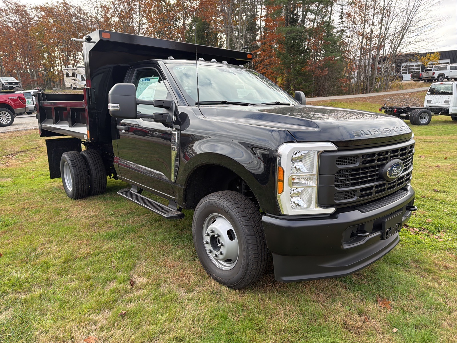 2026 Ford F-350 Super Duty Chassis Cab XL's photo