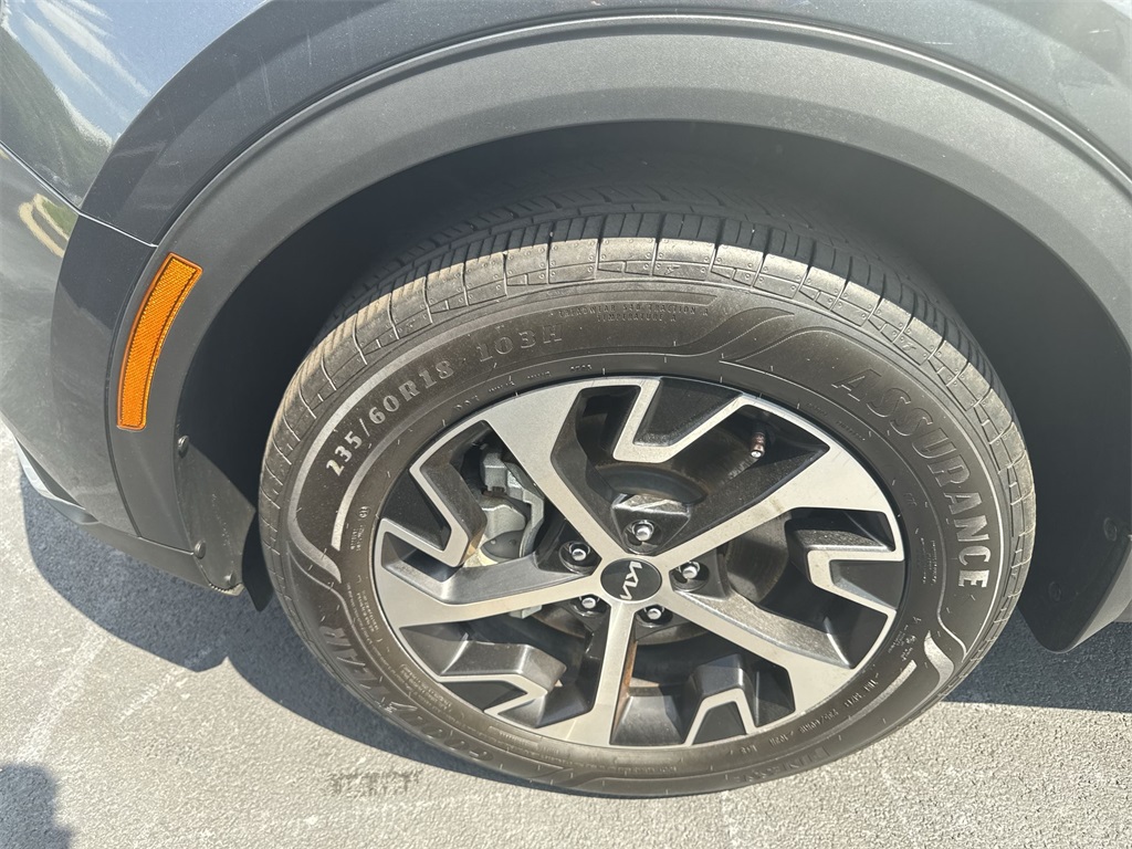 2024 Kia Sportage EX photo 10