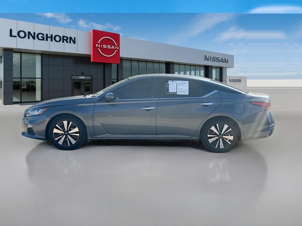 2022 Nissan Altima 2.5 SV photo 3