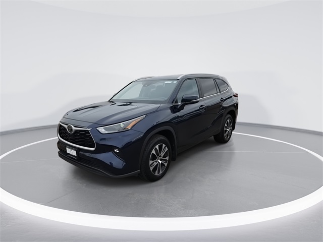 2024 Toyota Highlander XLE photo 4