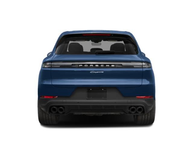 2025 Porsche Cayenne Turbo E-Hybrid photo 3