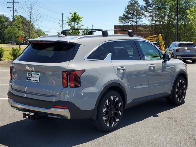 2025 Kia Sorento SX photo 4