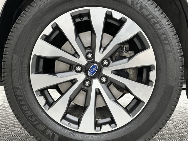 2017 Subaru Outback 2.5i photo 2