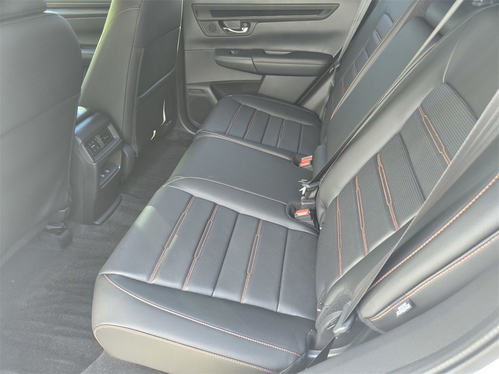 2026 Honda CR-V Hybrid Sport-L photo 6