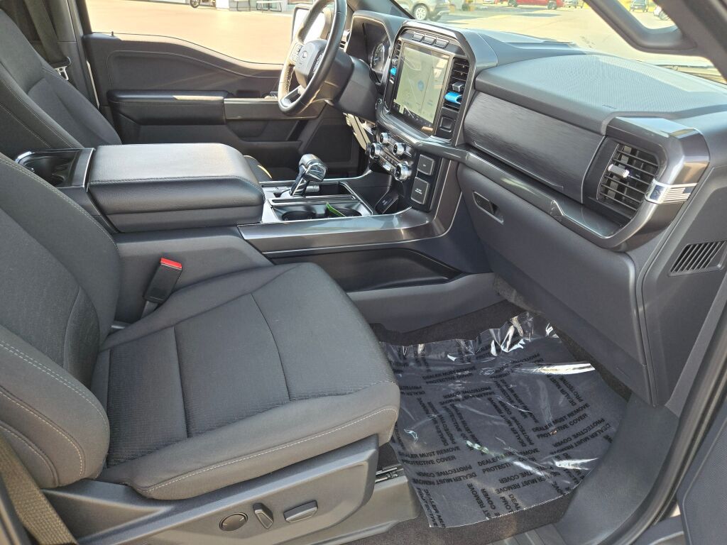 2023 Ford F-150 XLT photo 5