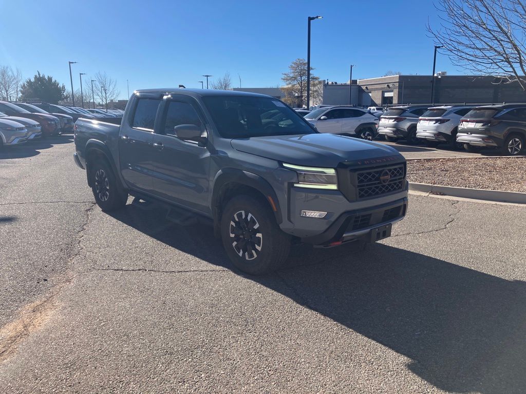 2023 Nissan Frontier PRO-4X's photo