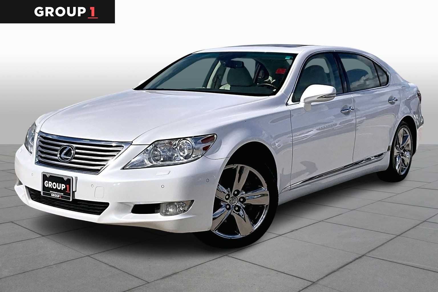 2011 Lexus LS L's photo