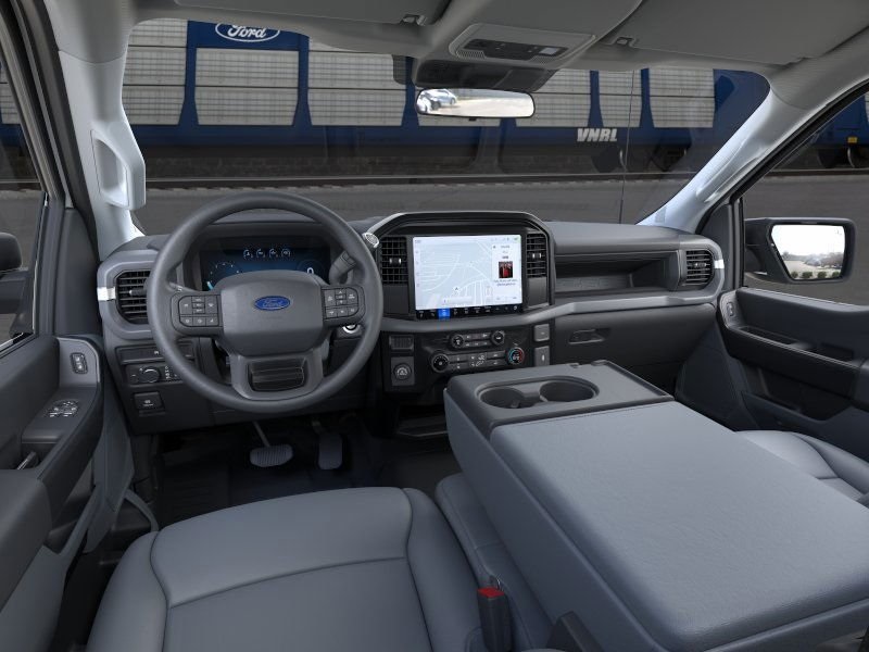 2025 Ford F-150 XL photo 4