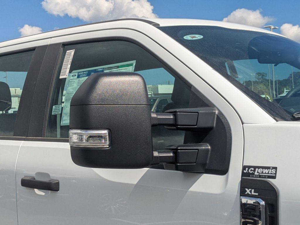 2026 Ford F-250 XL photo 12