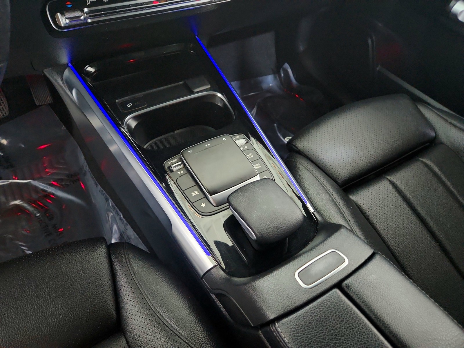 2021 Mercedes Benz GLB 250 photo 27