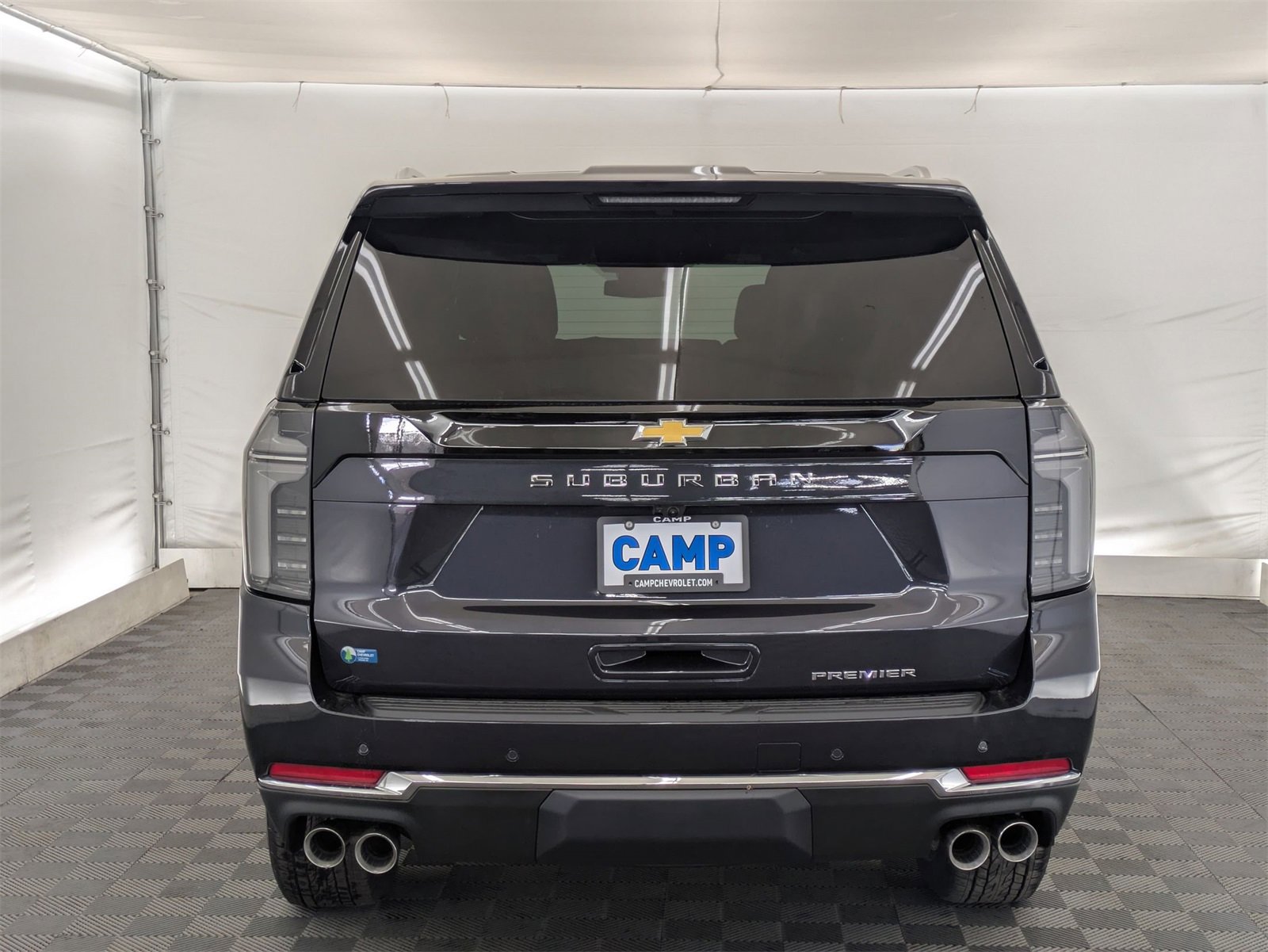 2025 Chevrolet Suburban Premier photo 5