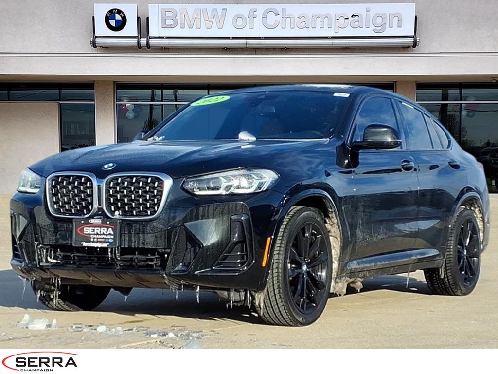 2022 BMW X4 30i's photo
