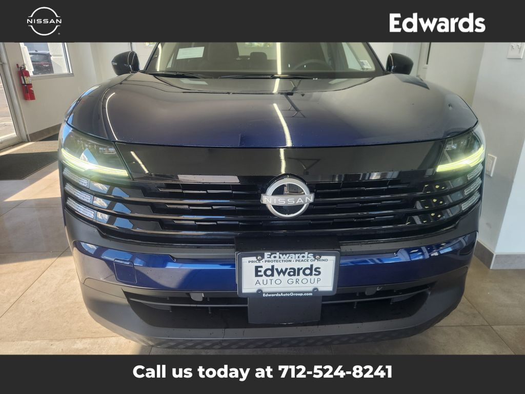 2026 Nissan Kicks SV photo 3