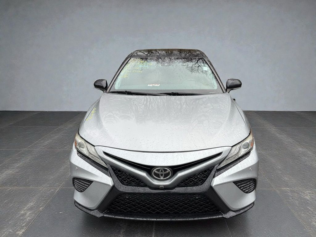2019 Toyota Camry XSE's photo