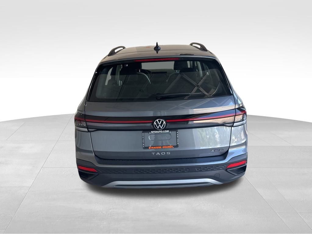 2025 Volkswagen Taos S photo 4