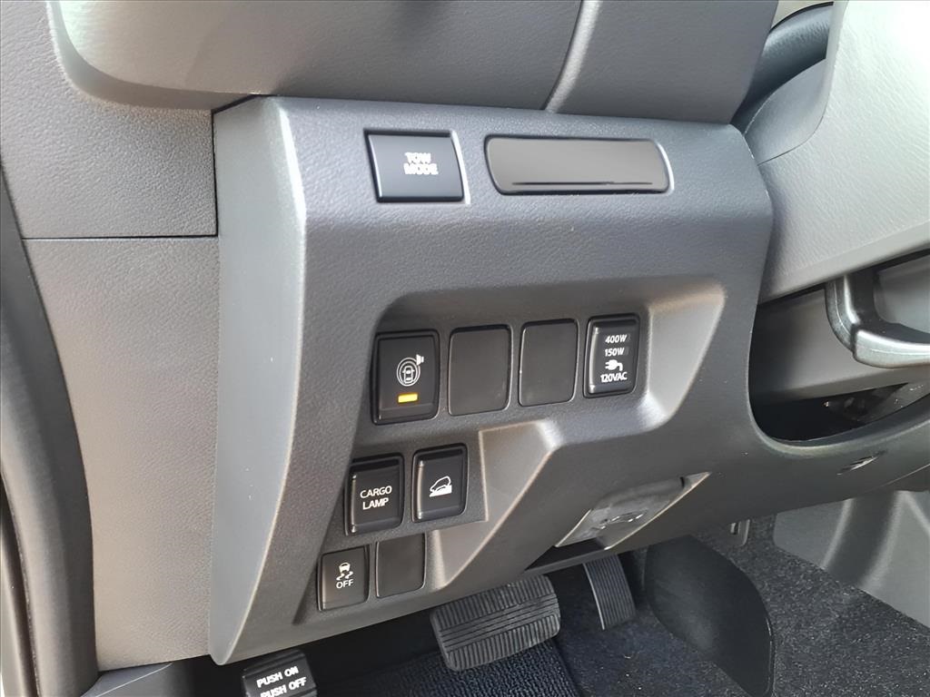2025 Nissan Frontier SV photo 19