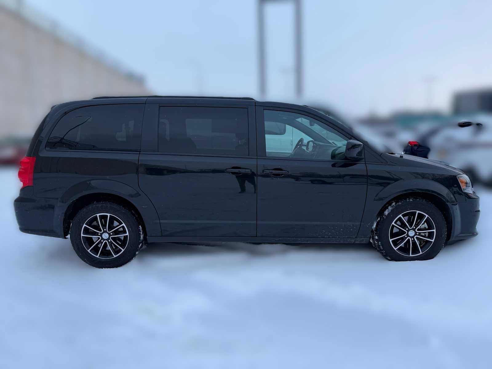 Used 2019 Dodge Grand Caravan GT with VIN 2C4RDGEG8KR606696 for sale in Minneapolis, Minnesota