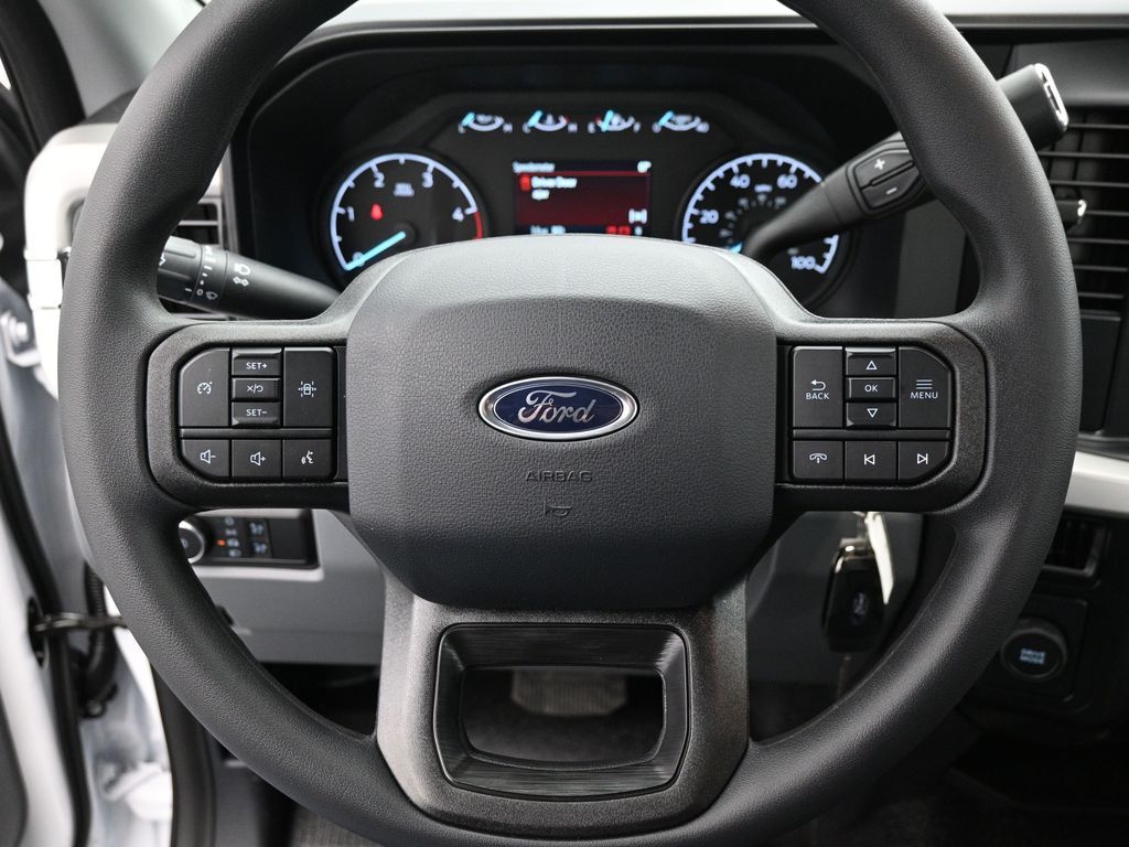 2025 Ford F-550 Chassis XL