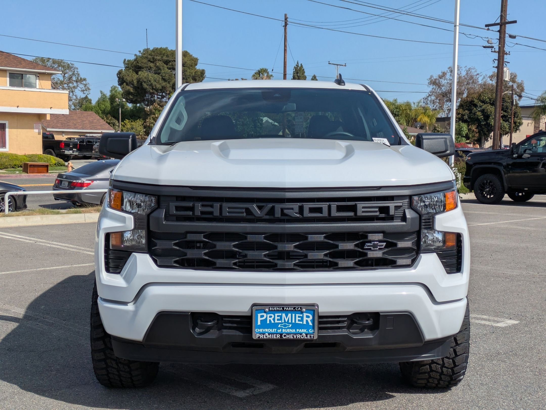 2025 Chevrolet Silverado 1500 Custom photo 8