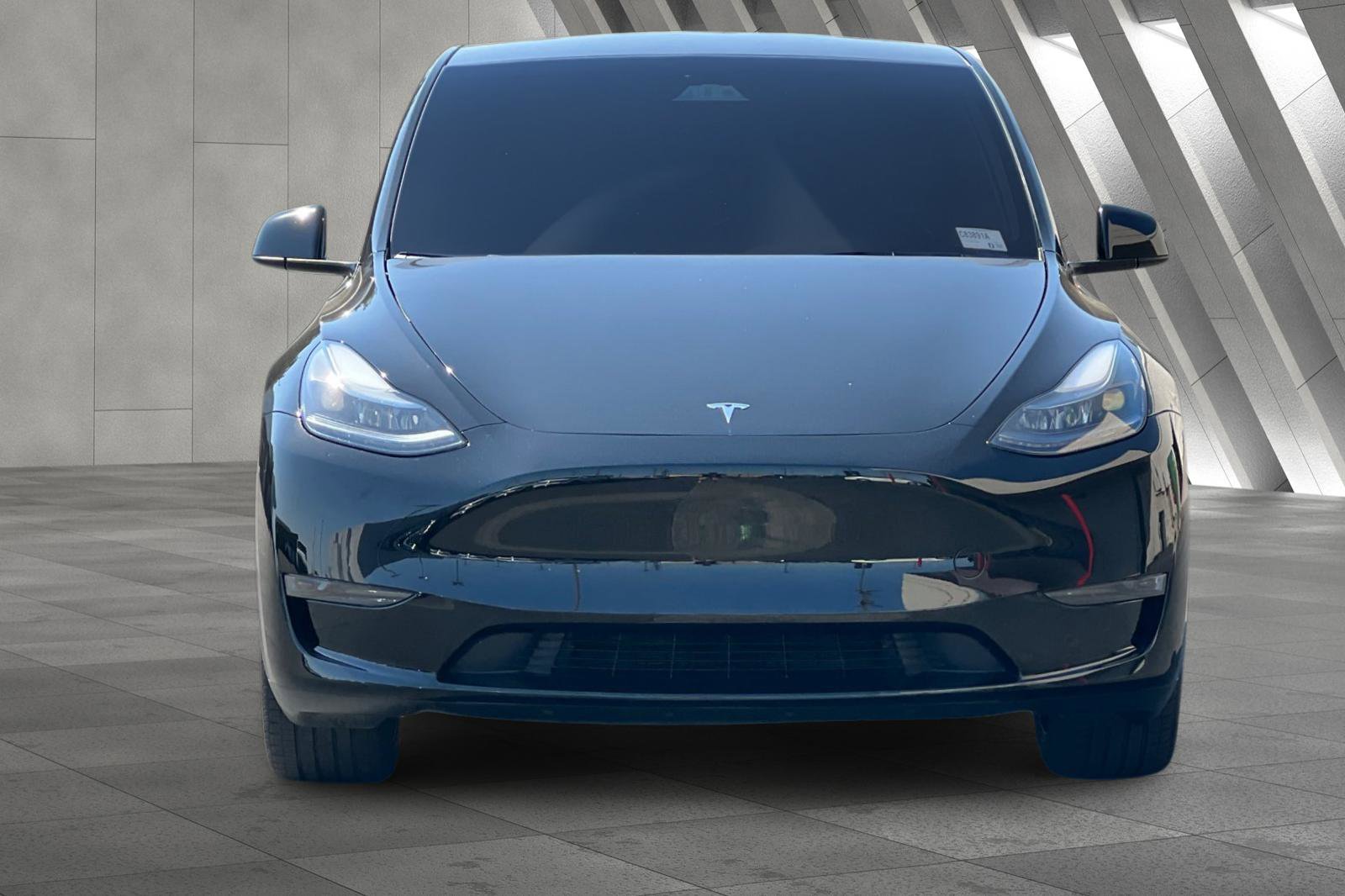 2024 Tesla Model Y photo 8