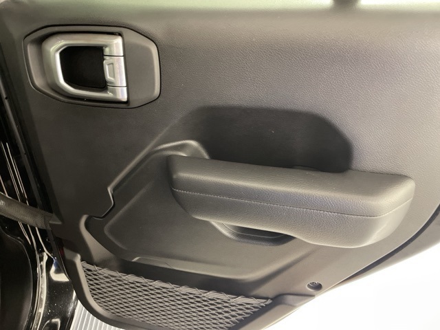 2024 Jeep Wrangler Sport S 4xe photo 36
