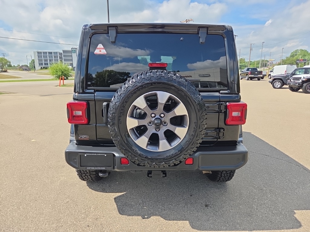 2021 Jeep Wrangler Unlimited Sahara photo 6