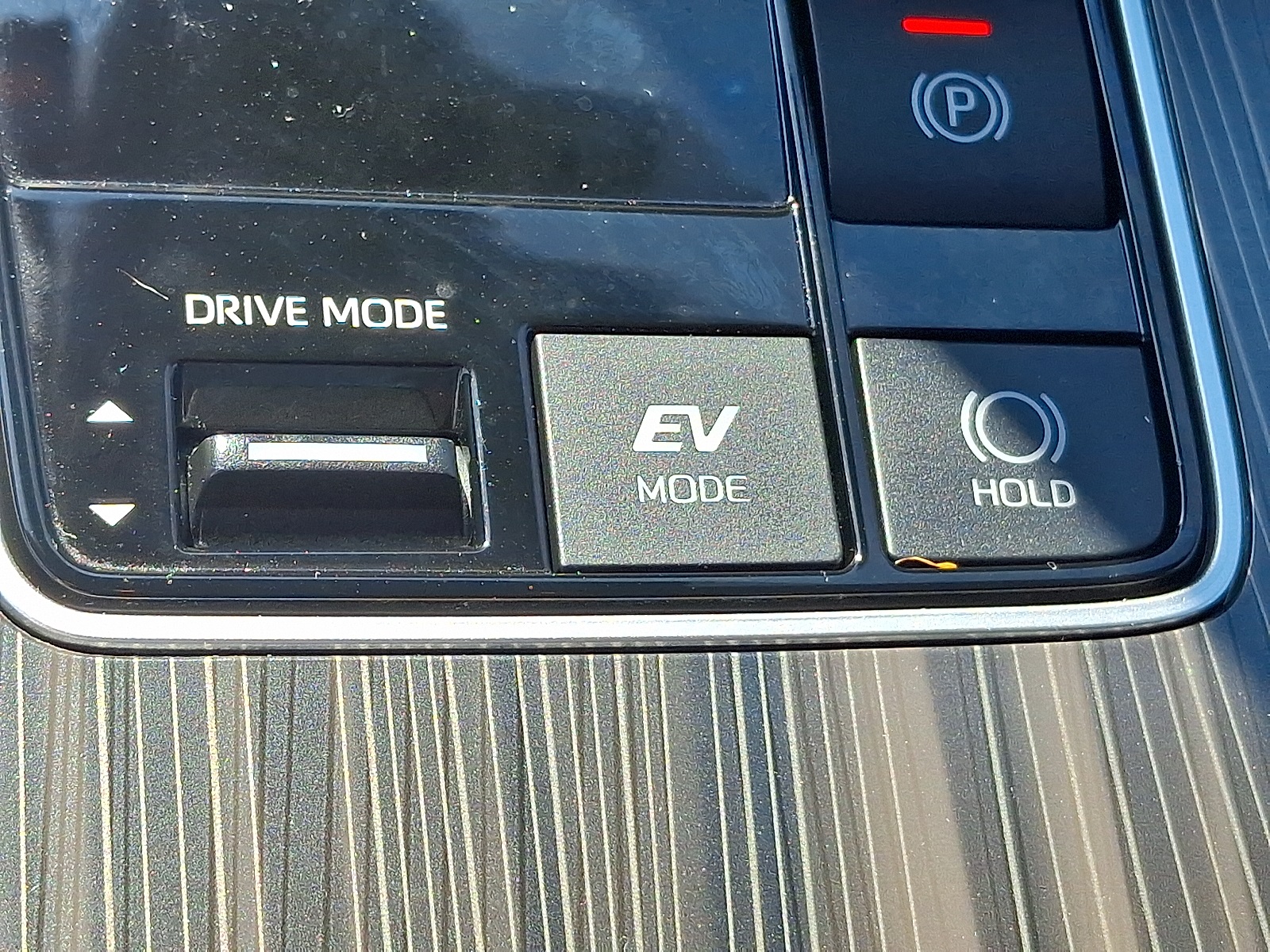 2024 Toyota Sienna Platinum photo 28