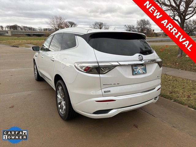 2023 Buick Enclave Avenir photo 4