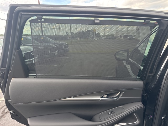 2026 Infiniti QX60 Luxe AWD photo 6