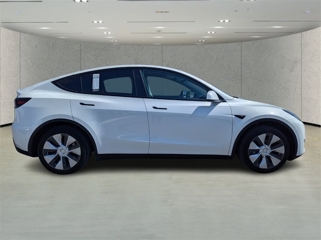 Used 2024 Tesla Model Y Long Range with VIN 7SAYGDED6RF008445 for sale in Fort Pierce, FL