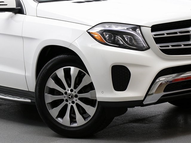 2018 Mercedes Benz GLS 450 4MATIC photo 3