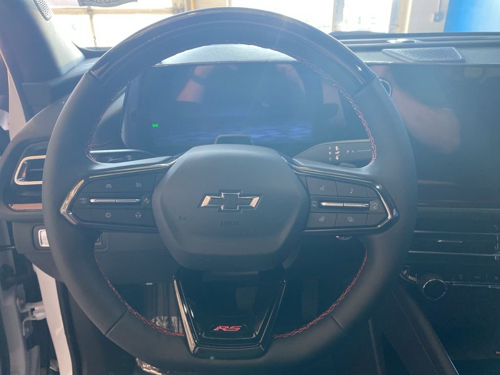 2026 Chevrolet Traverse RS photo 2