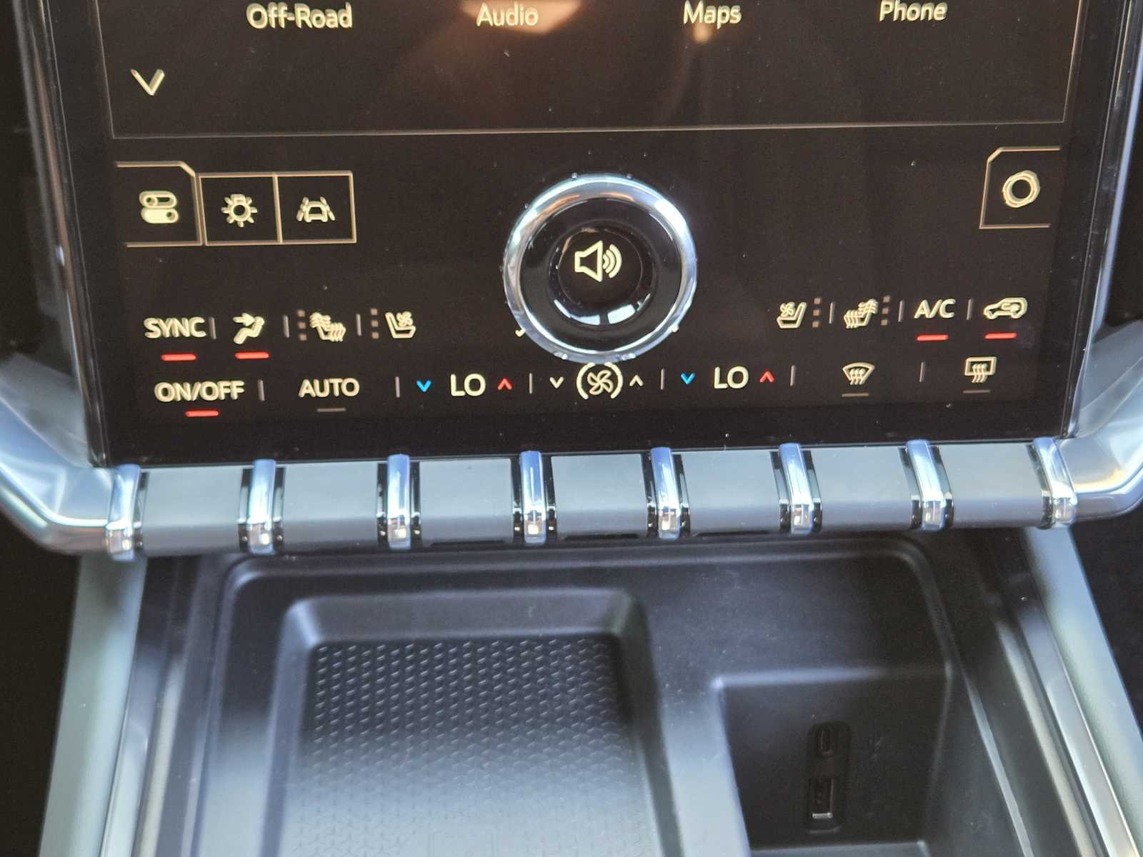 2026 Gmc Acadia AT4 photo 13