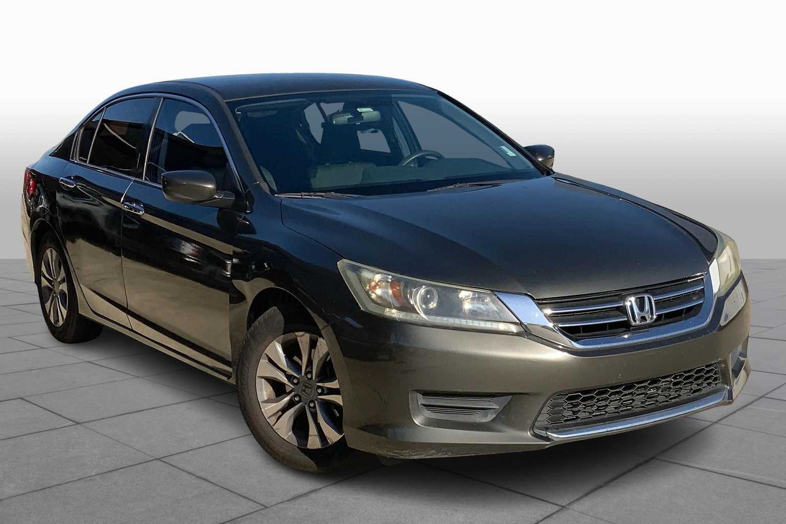 2014 Honda Accord LX photo 2