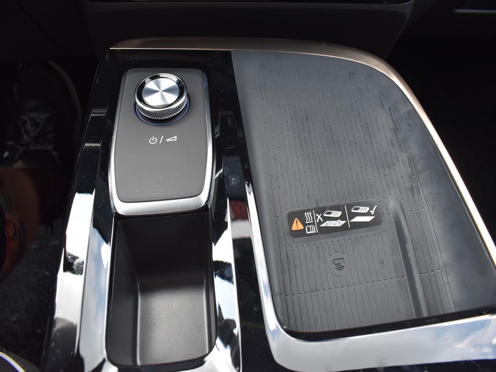 2026 Buick Enclave Avenir photo 17