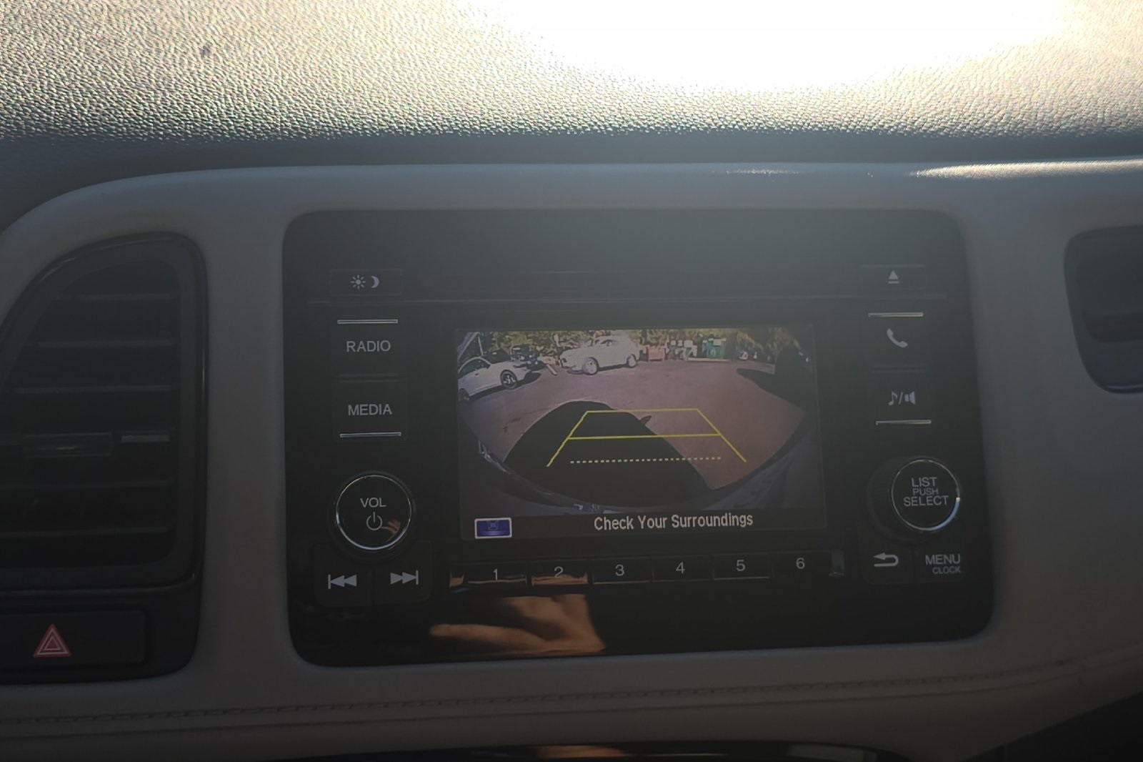 2019 Honda HR-V LX photo 16