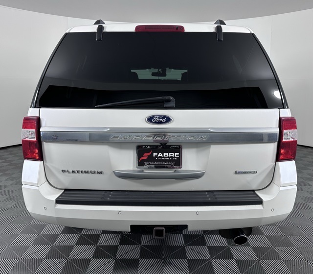 2016 Ford Expedition Platinum photo 2
