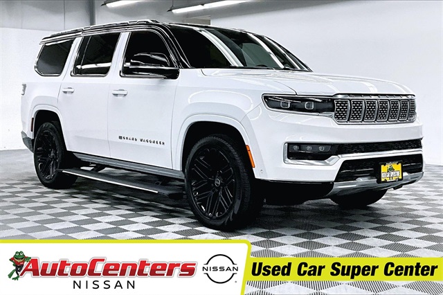 2024 Jeep Grand Wagoneer Series III's photo