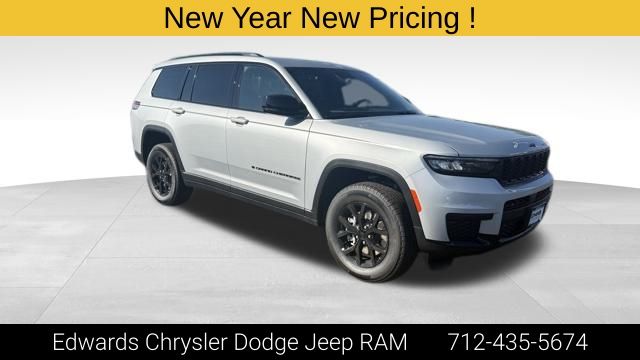 2025 Jeep Grand Cherokee L Altitude's photo