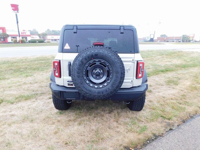 2025 Ford Bronco Badlands photo 3