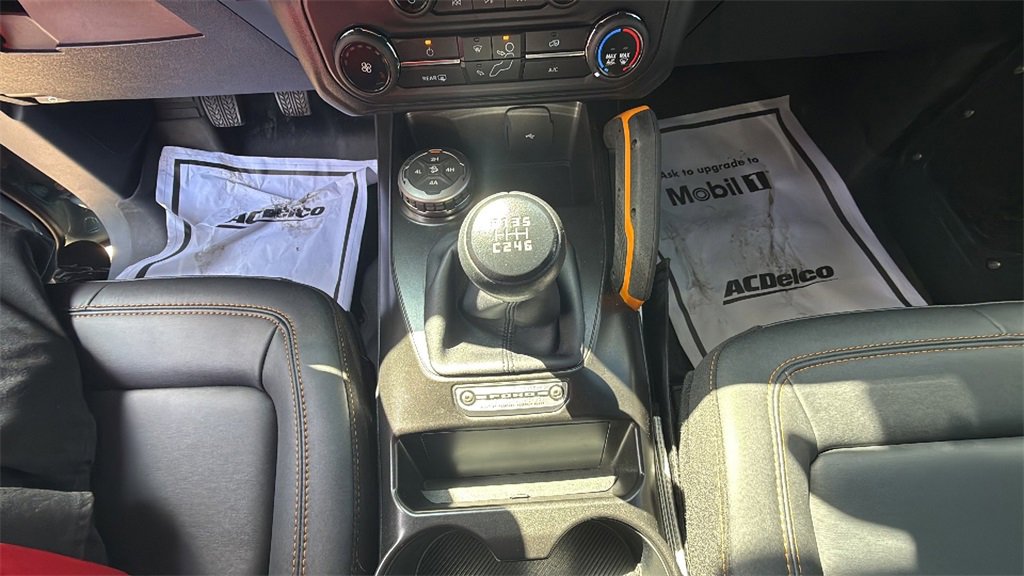 2022 Ford Bronco Base photo 23