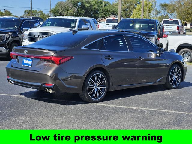2019 Toyota Avalon XSE photo 4